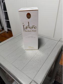 Jadore perfume brand new