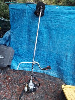 Gas powered weed wacker
