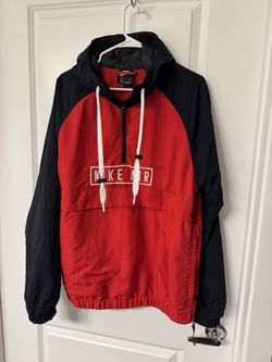 Nike Varsity Windbreaker / Bomber Size Medium