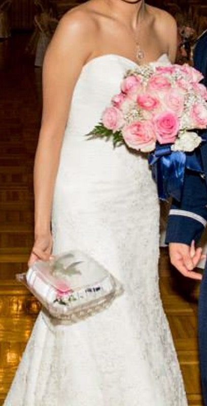 Mermaid lace wedding dress size 4-6