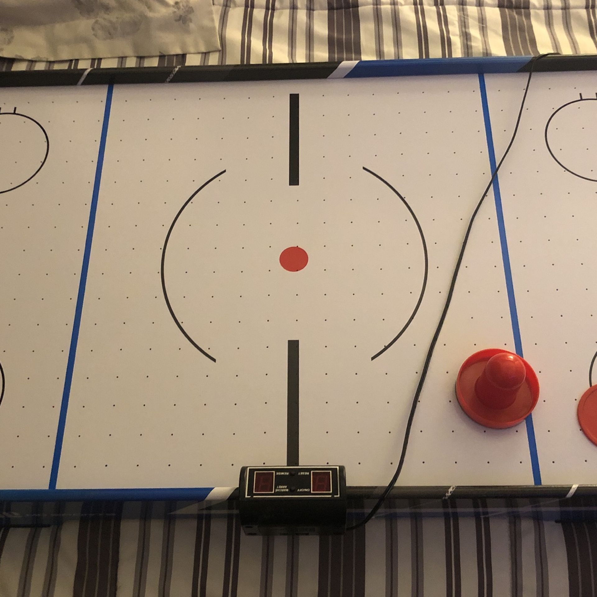 Air Hockey Table