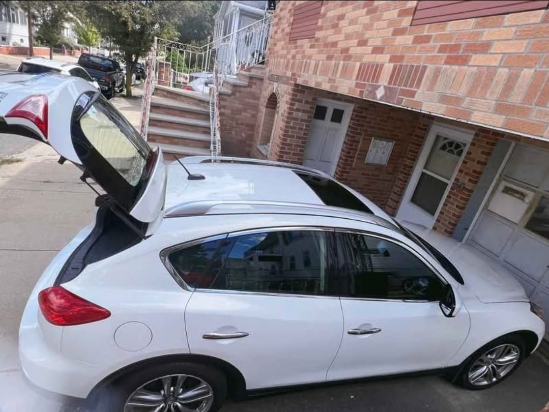 2011 Infiniti Ex35