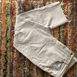 Old Navy Women’s Ripped , Fringe BottomSize 12