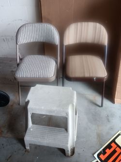 Selling 2 foldable chairs and a step stool. In good condition
