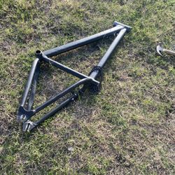 Willing To Trade My Se Frame Big Flyer For Any 29er Frame The Frame Has No Cracks It Just Need A Paint Job And That’s It Or Buy It Off Of Me For 150 