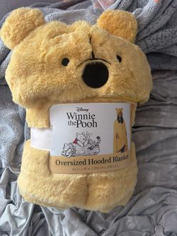 Winnie The Pooh Oversized Blanket 