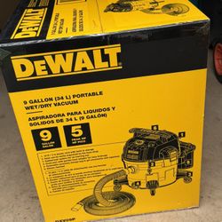 Dewalt Vacuum 