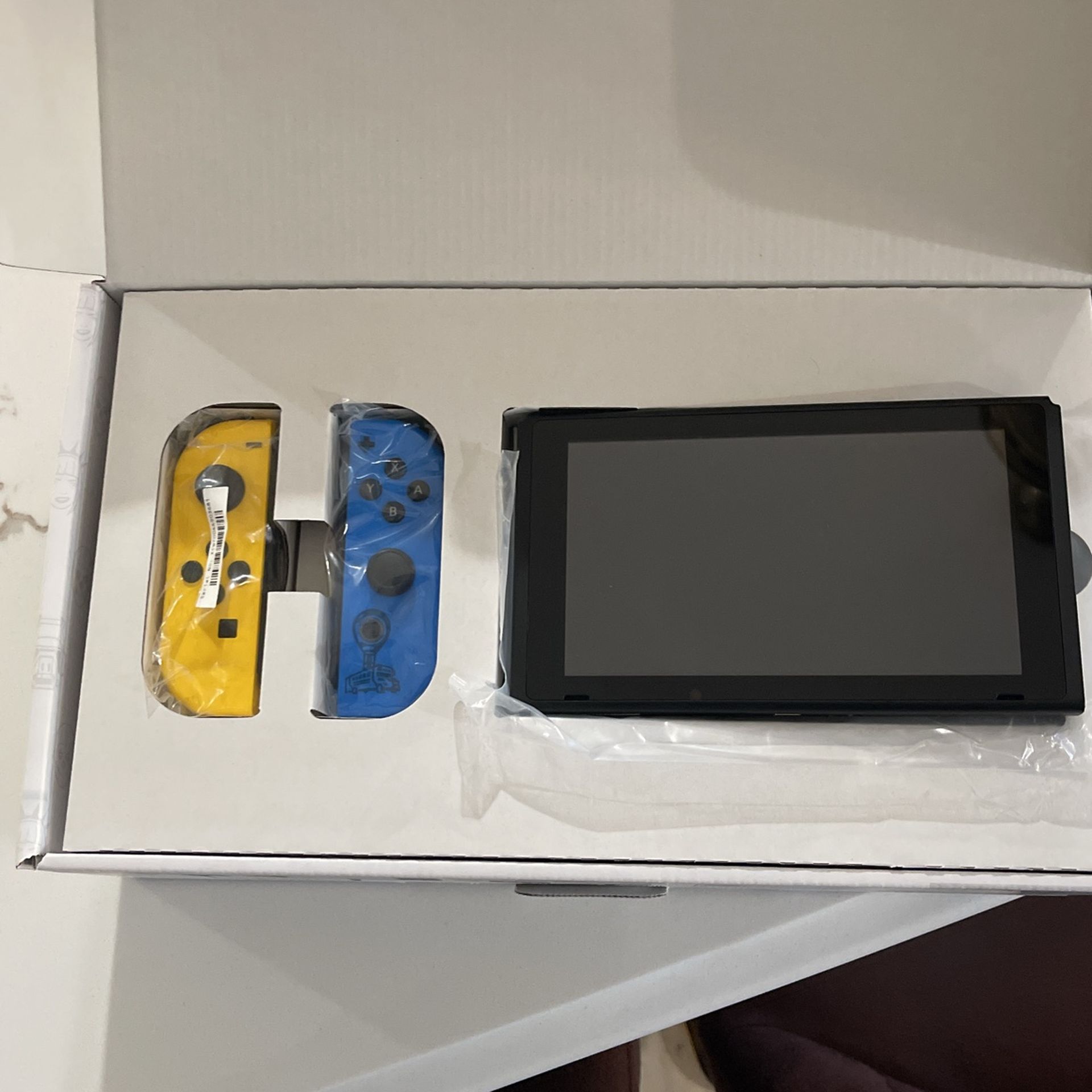 Nintendo Switch Fortnite Edition