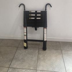 Black 10.5FT Telescopic Ladder New