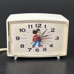 Vintage Adorable 1970's Disney Electric Alarm Lux Clock MCM Mickey Mouse Clock