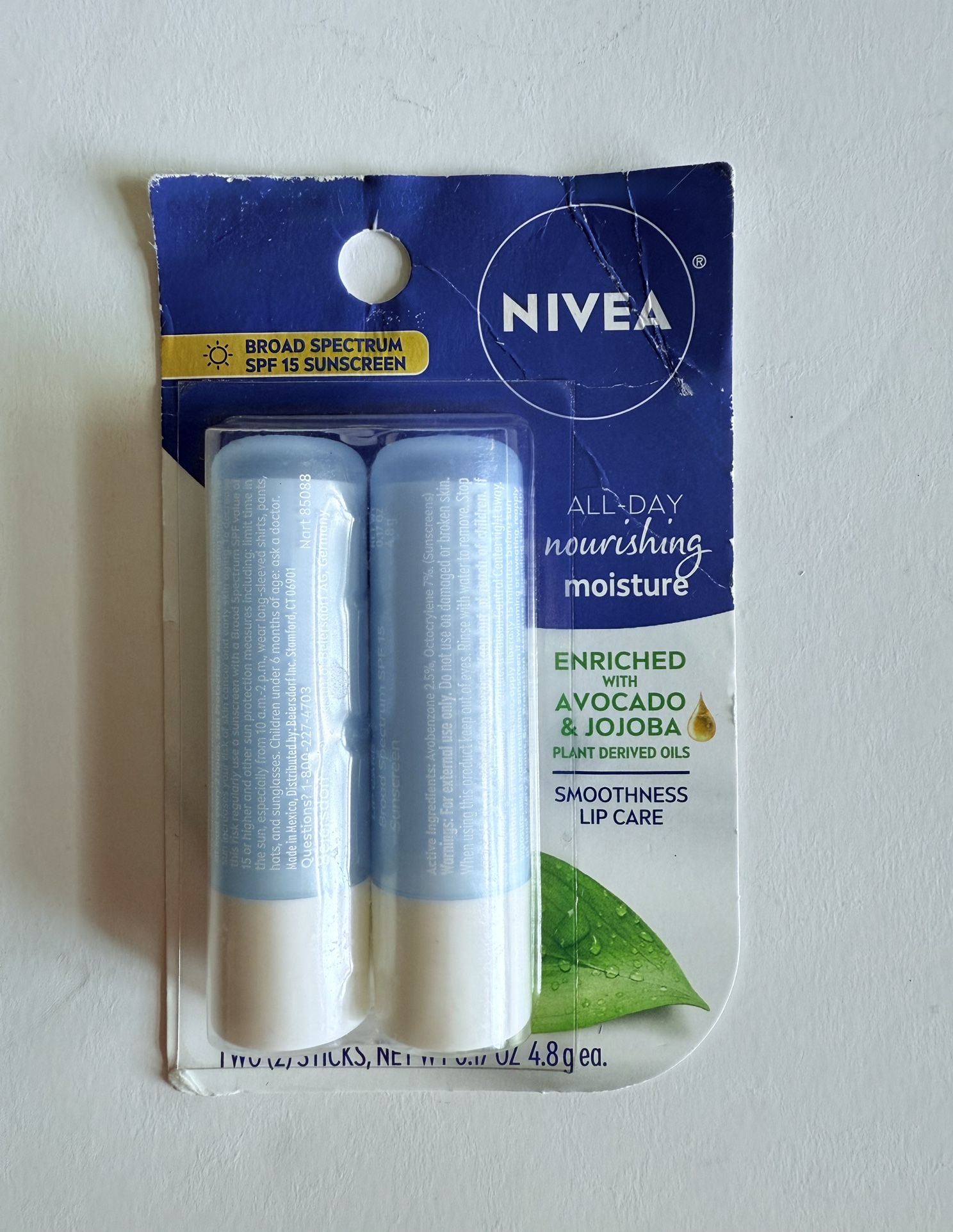 Nivea All Day Nourishing Smoothness Lip Care Avocado Jojoba SPF 15 New Sealed