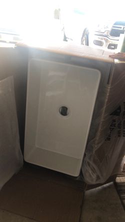 36” farm sink, white for sale