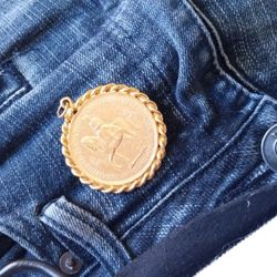 Gold Pendant 