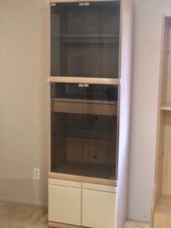 Stand up entertainment center