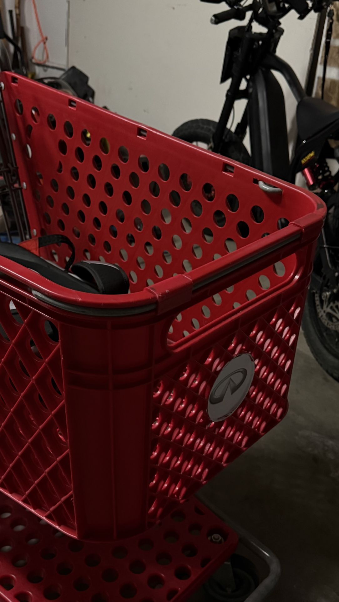 2018 infiniti target cart