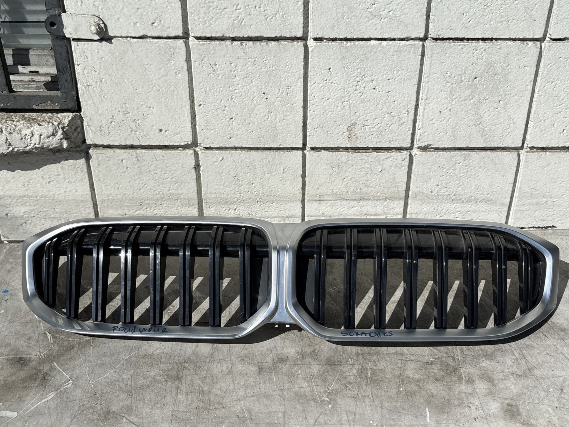 2023 2024 BMW 3 Series G20 LCI Front Grille OEM USED #5373