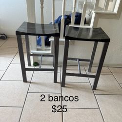 2 Bancos $25