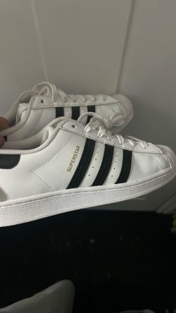 White adidas superstar size 11