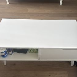 Tv table