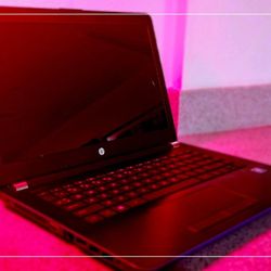 Semperfix Refurbished  Hp Laptop Model 14 Blue Windows 11 Serviceable. Straightforward. Ready.