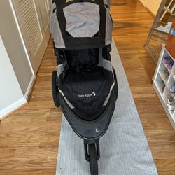 Baby Jogger Summit X3 3-Wheel Jogging Stroller