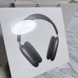 AirPods Max Lightning - Space Gray BRAND NEW