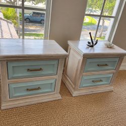 Vintage Link Taylor Solid Wood Coastal Nightstands – Pair