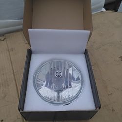 Nice Chrome Harley-Davidson Headlight Assembly OEM Factory Good Condition. 