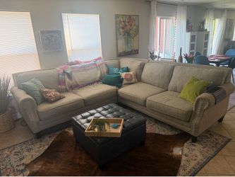 Sectional couch