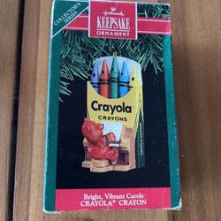 Crayola Ornament, Bright vibrant carols