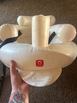 Blow up baby seat
