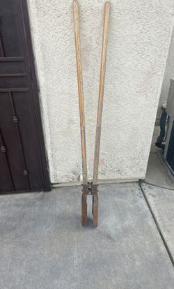 Hole Digger And Good condition