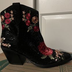 INC black rhinestone  cowboy boots with embroidered flowers. NWT.