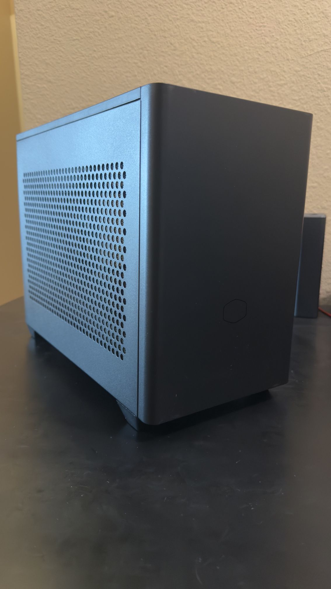 Cooler Master NR200 Black