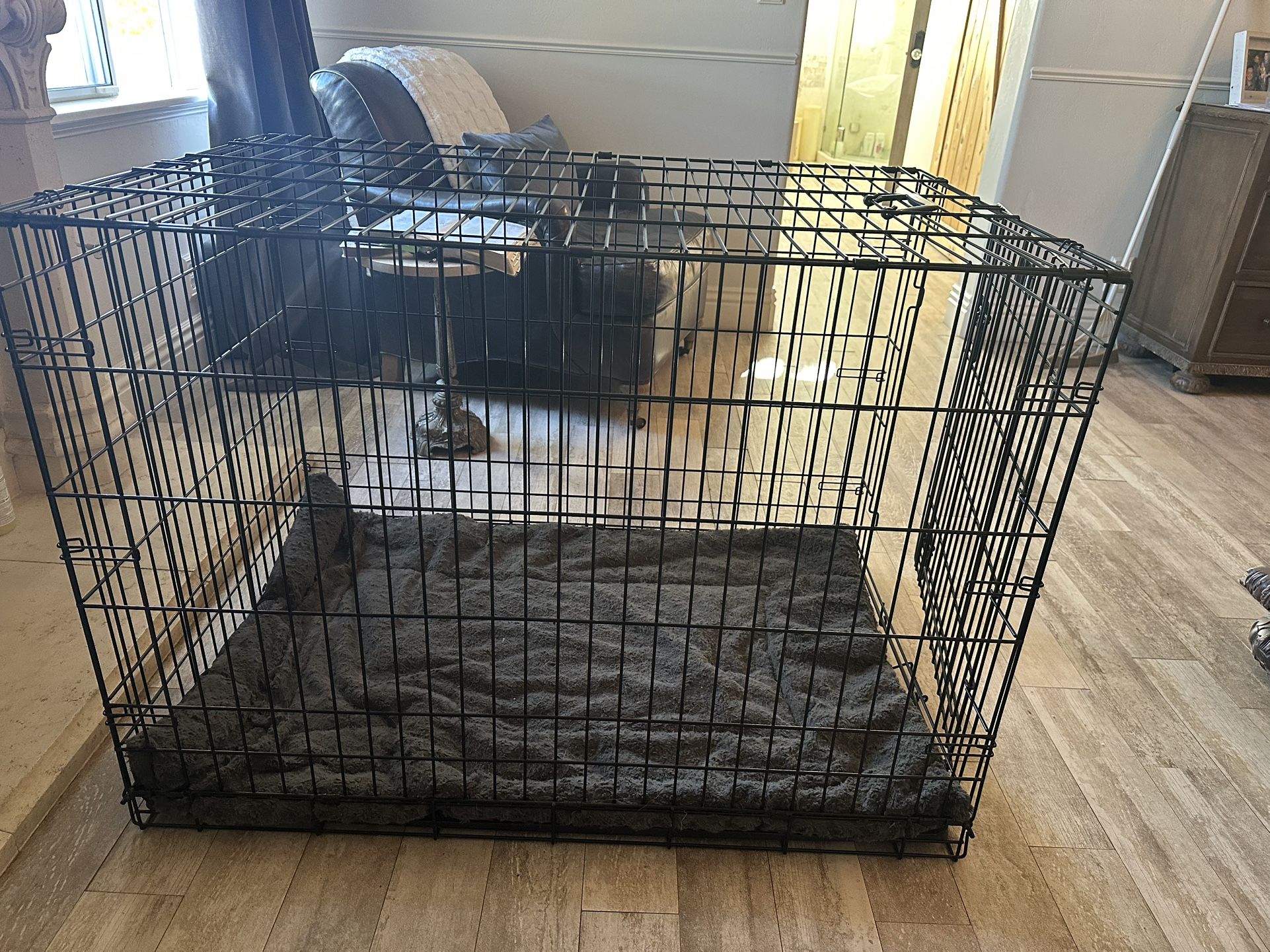 Dog Crate/Kennel