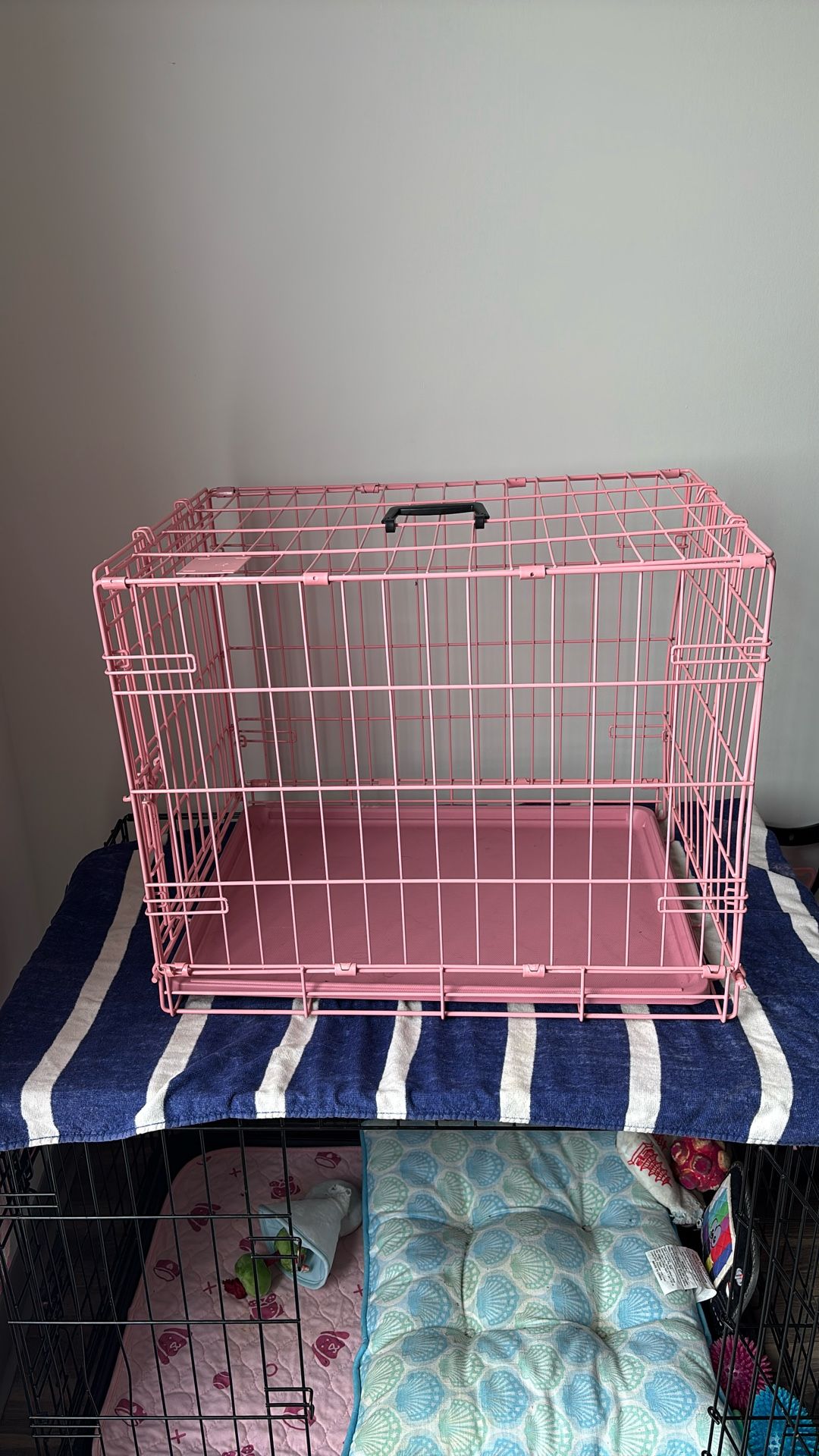 PINK DOG CRATE