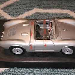 Porsche 550 A Spyder Diecast Model