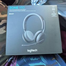 Brand New Zone 950 Retail $250