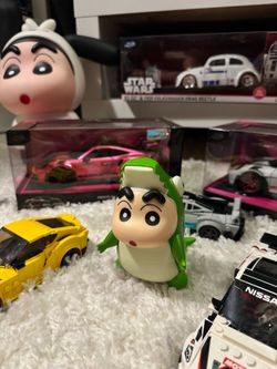 Crayon Shin-chan Dinosaur Costume Figure