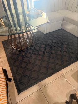 Modern Geometric Pattern | Great Condition