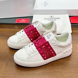 VALENTINO Sneakers 