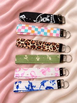 🎀 Handmade Fabric Wristlets for Sale! 🎀