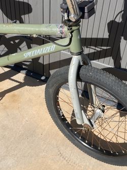 2004 Specialized Fuse 1- BMX - 20in h Wheels for Sale in Orange