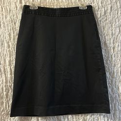 Banana Republic: Knee Length Black Stretch Skirt, Side Zipper, Size: 4