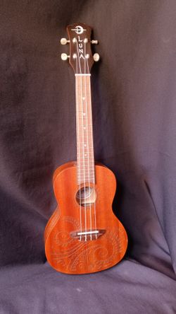 Luna Tattoo ukulele soprano size