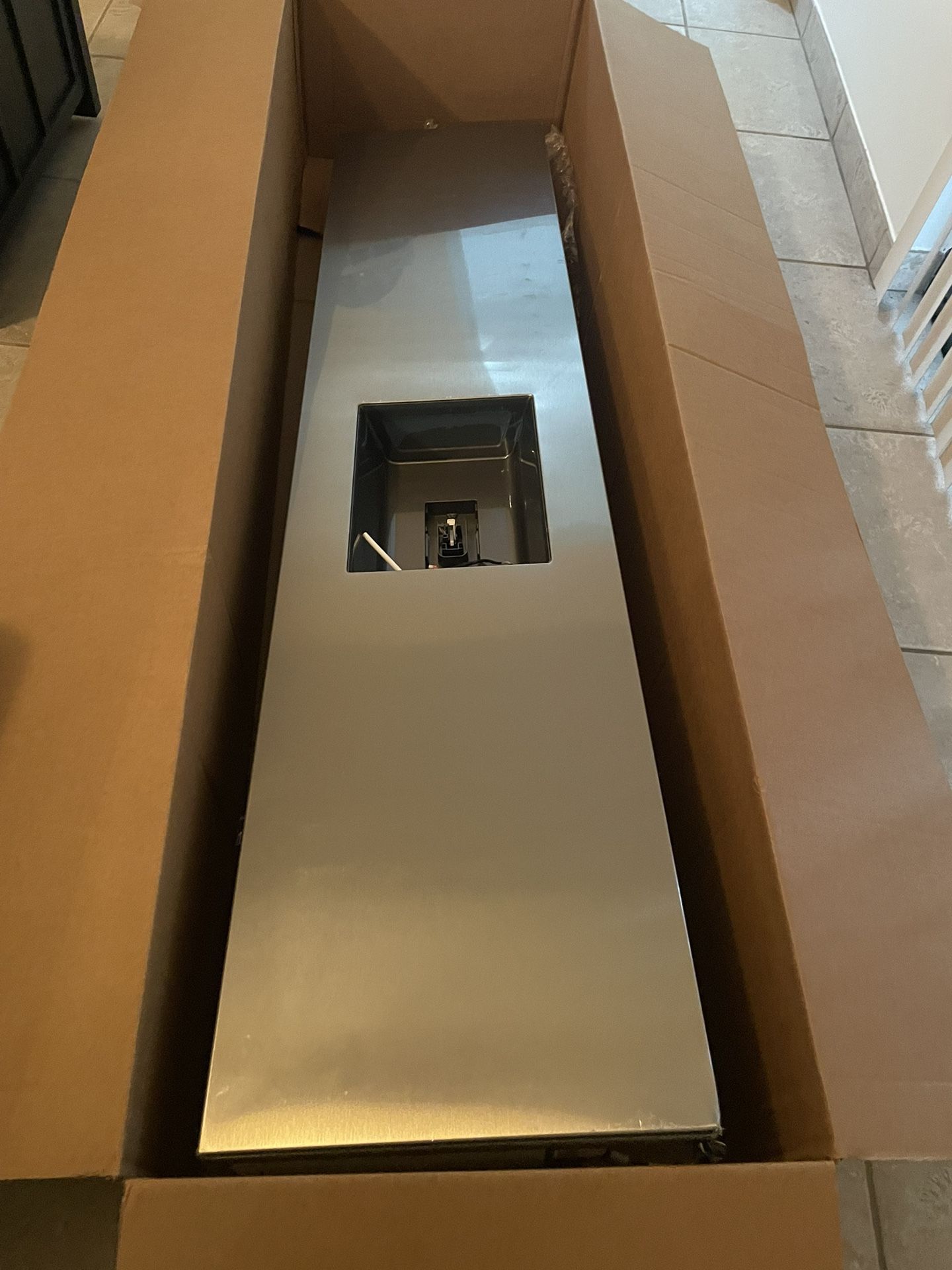Samsung Freezer Door Assembly DA82-02804D New RS5300T