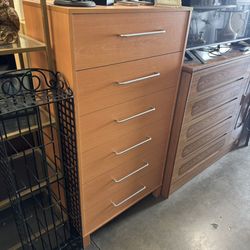 Modern 6 Drawer Chest Dresser Good Condition