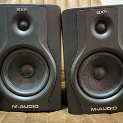 BX5 M-Audio and Rockville RHT8G Speaker Stands