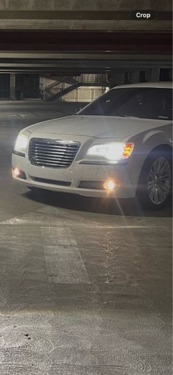 Chrysler 300 bumper and headlights