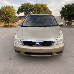 2011 KIA Sedona